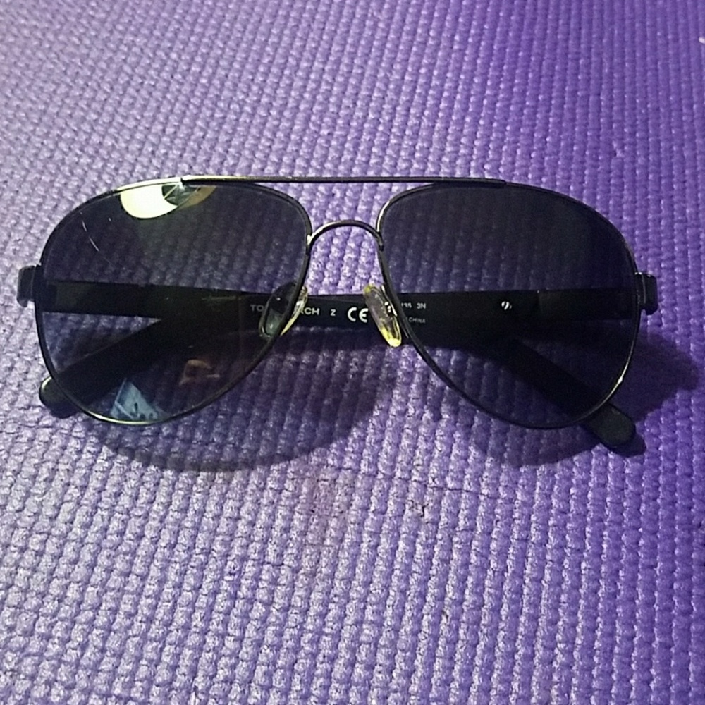 Tory Burch Aviator Sun Glasses